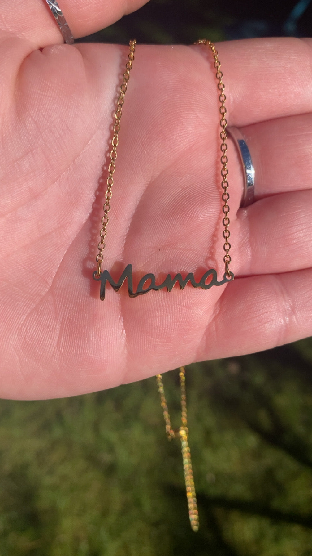 Angela Necklace - Mama Necklace