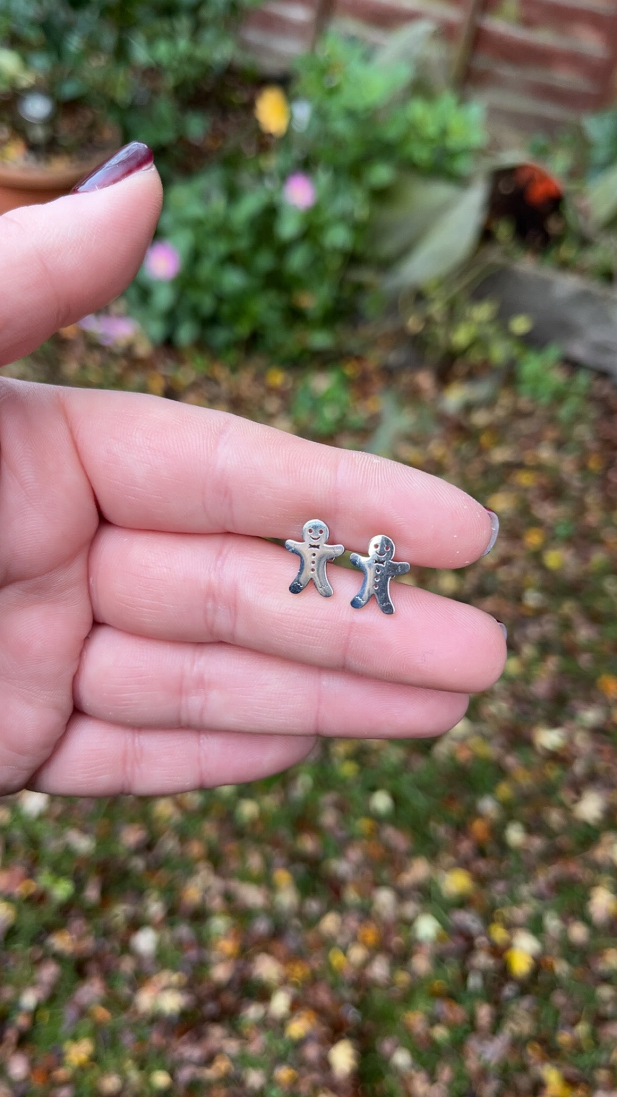 Gingerbread Men Studs