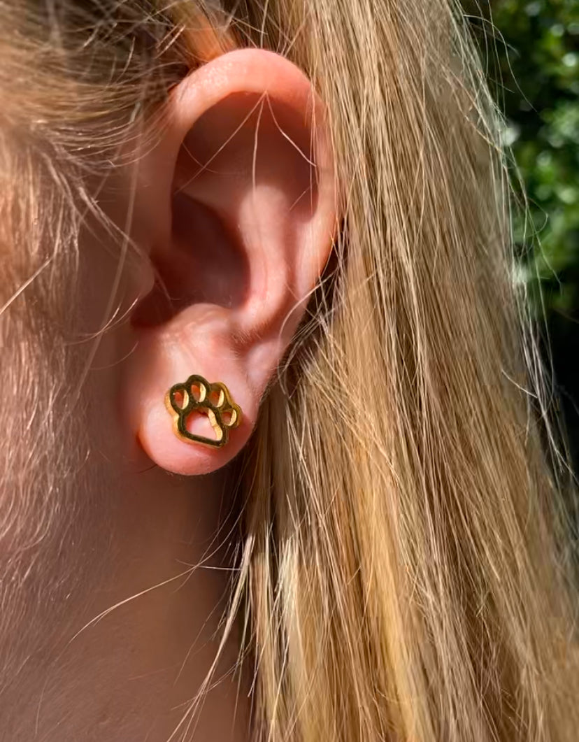 Sammie Studs - Paw print stud earrings