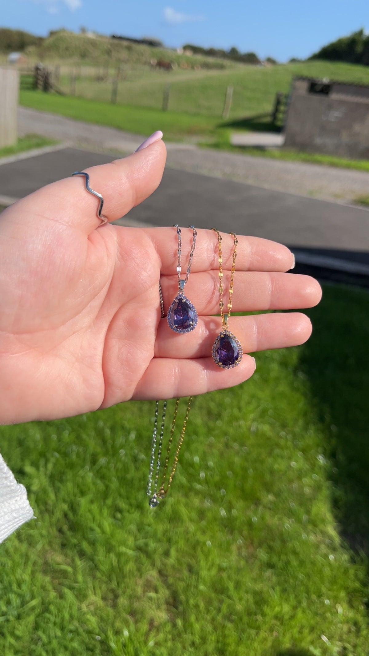 Maeva Necklace - Purple Gemstone Jewel Necklace