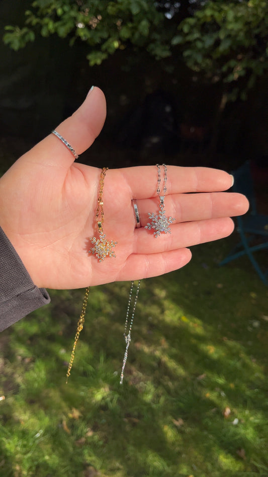 Snowflake Spinner Necklace