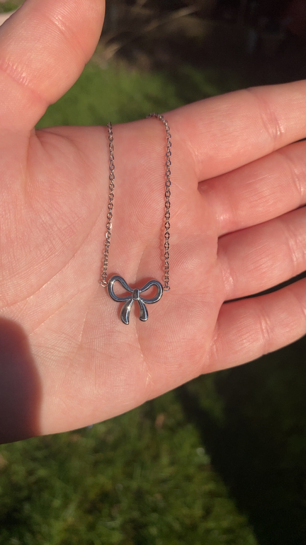 Florence Necklace - Bow Necklace