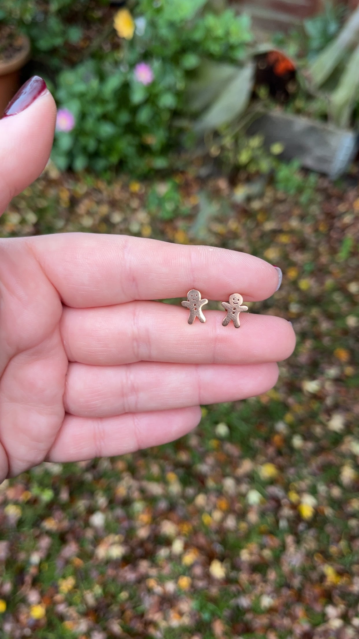 Gingerbread Men Studs
