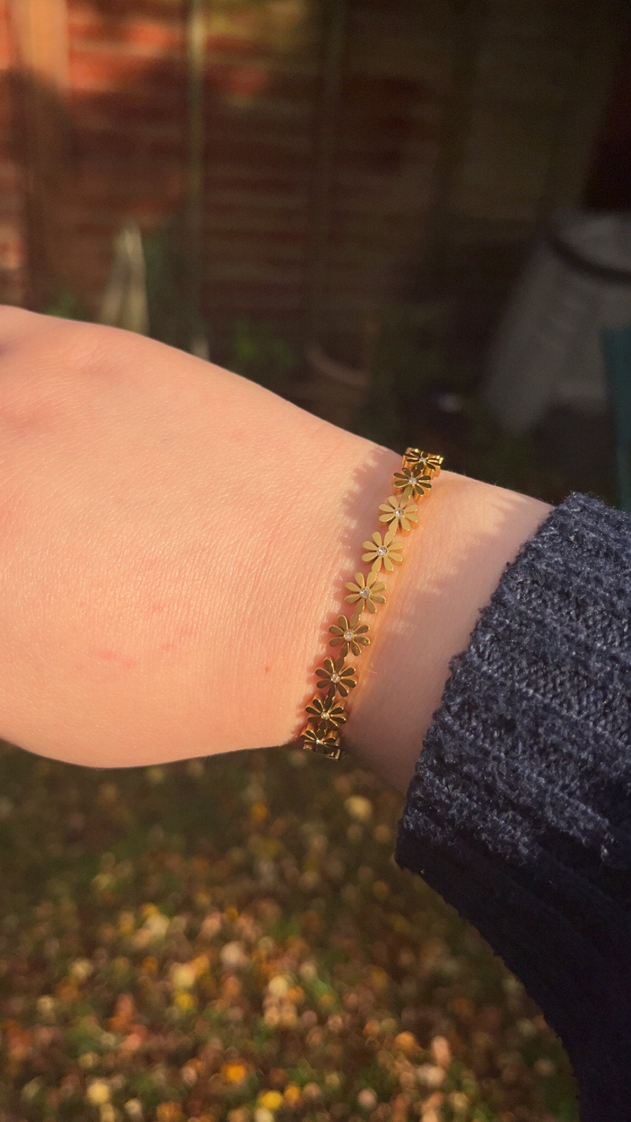Megan Bangle - Flower Bangle
