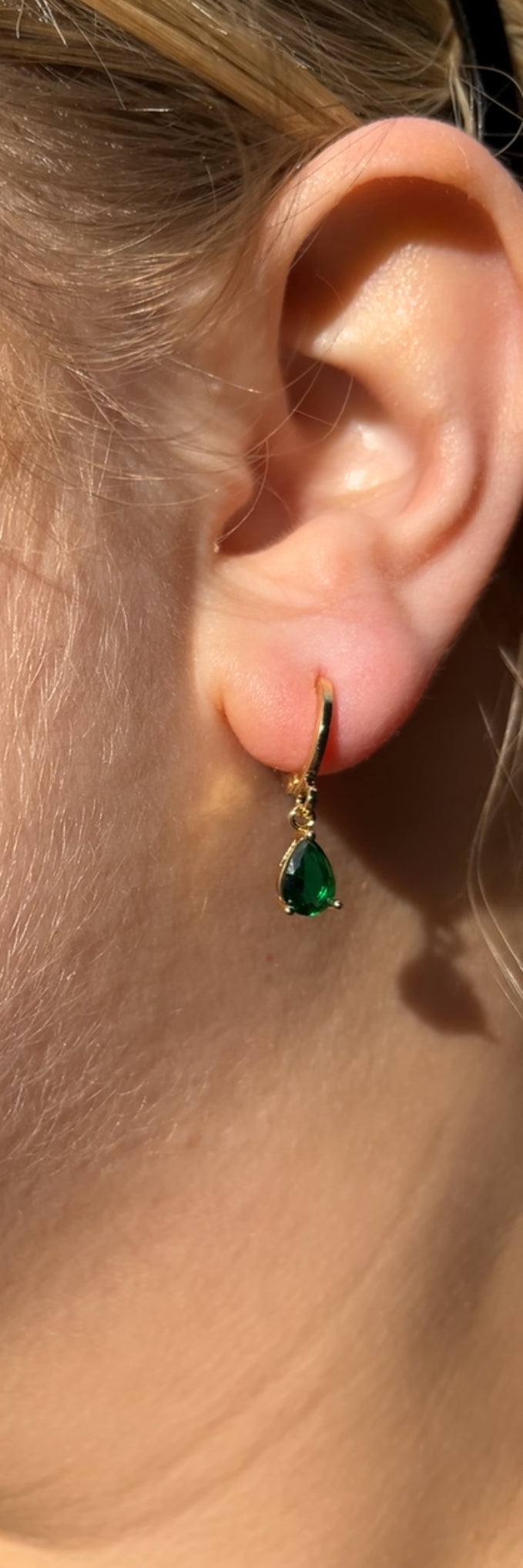 Noelle Drops - Green jewel drops (Limited Edition!)