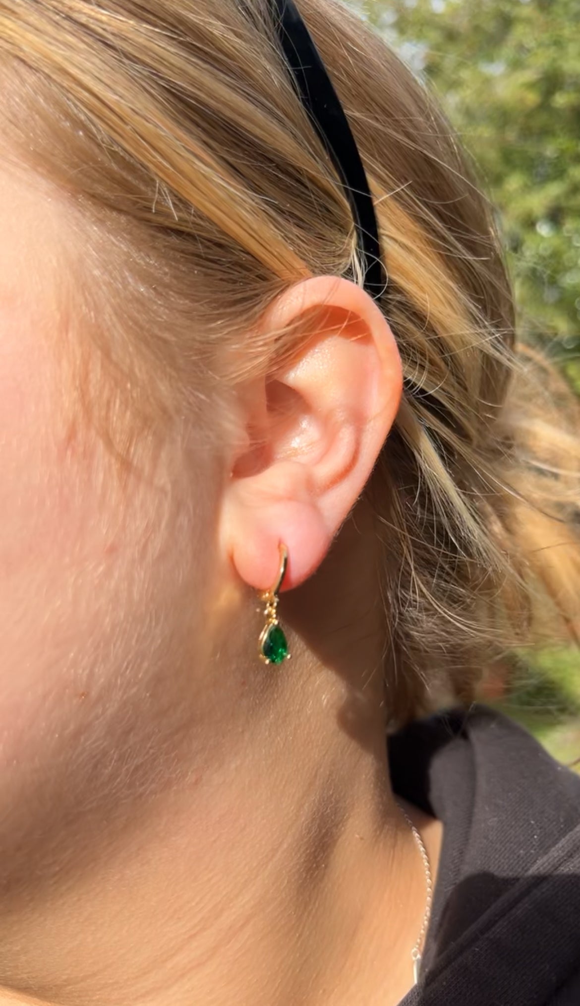 Noelle Drops - Green jewel drops (Limited Edition!)