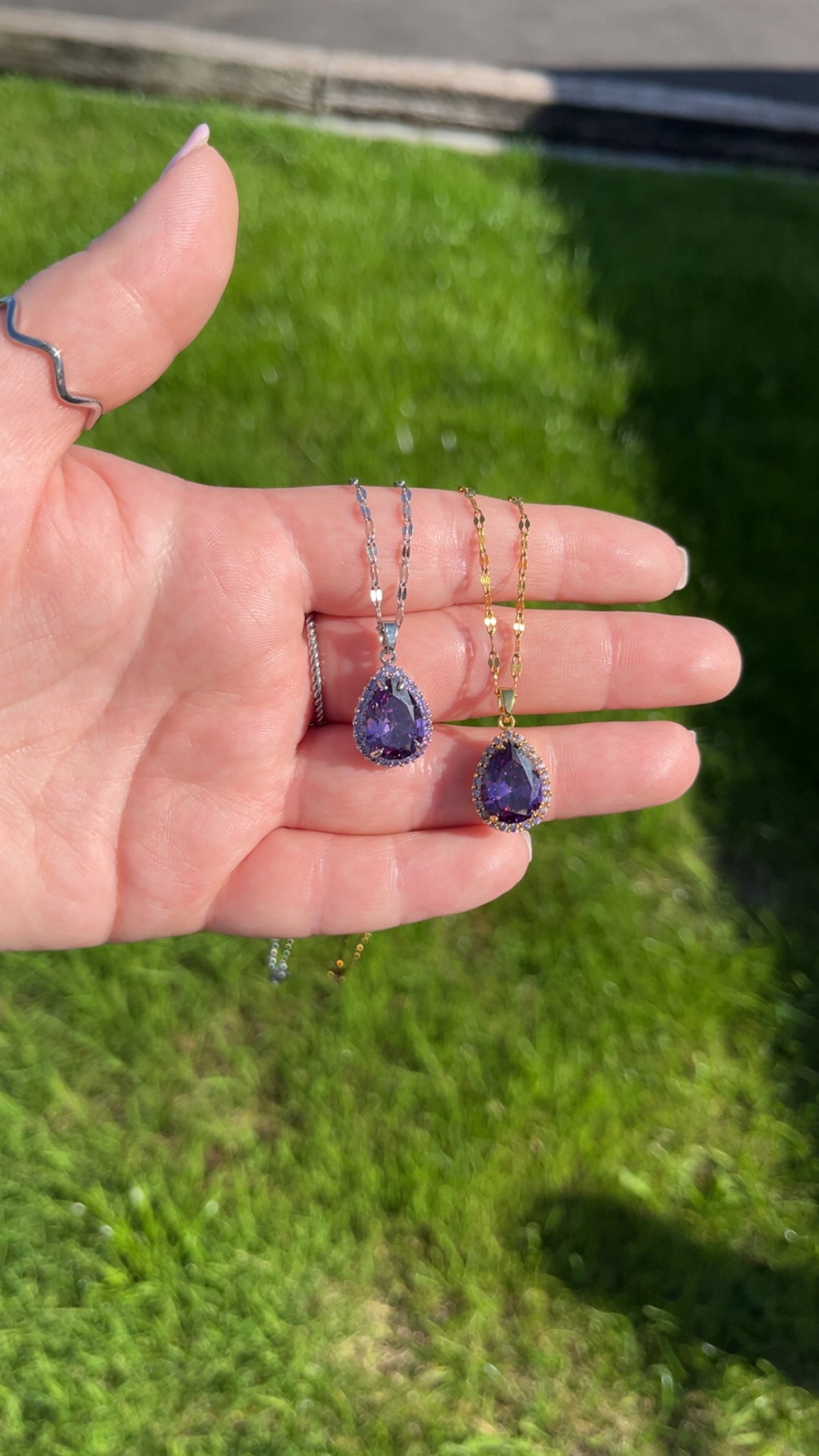 Maeva Necklace - Purple Gemstone Jewel Necklace