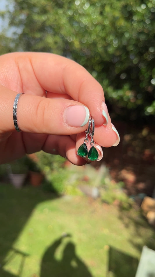 Noelle Drops - Green jewel drops (Limited Edition!)